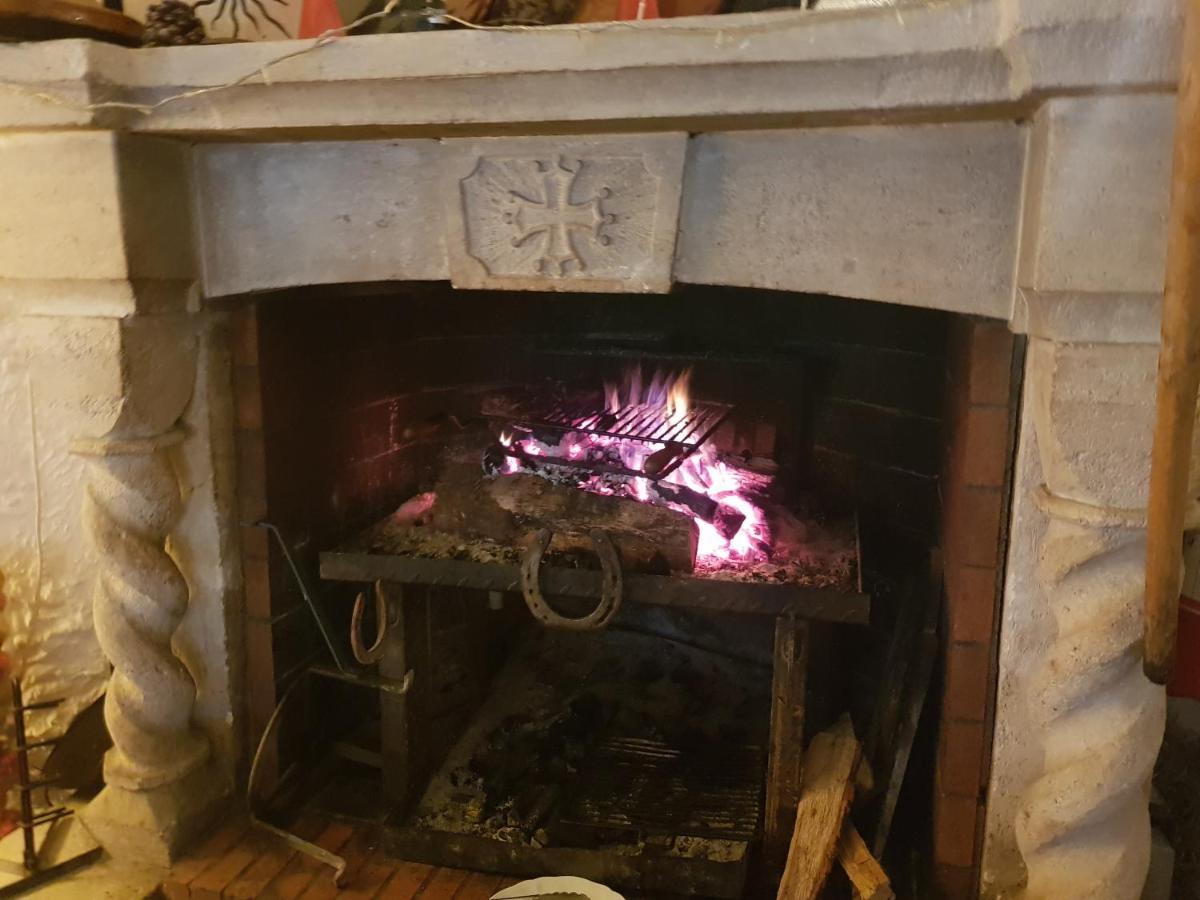 Hotel Domaine du Bérange à Saint-Geniès-des-Mourgues Extérieur photo